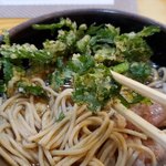 立喰いそば とんがらし - 揚がっています。