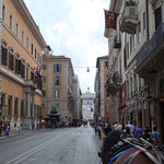 Tucci restaurant - コルソ通りを進みます