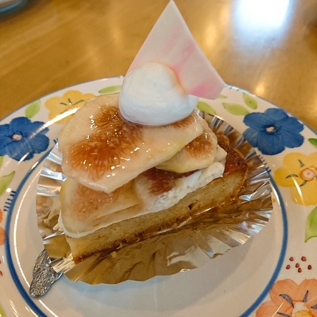 プティ ボア Petit Bois 伊勢市 ケーキ 食べログ