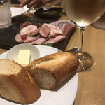 ニケル ワイン アンド デリカ - 
