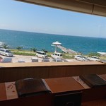 Ikesu Warouda - カウンターからの海！すごくきれい。海中展望塔見える