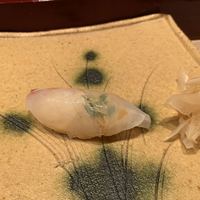 銀座 鮨 かねさか 本店 - タイ　しそが良い味