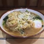 そばの神田 東一屋 - アサソバビンボー！  
      朝そば＋ゲソかき揚げ！