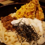 まとや - 肉釜玉うどん