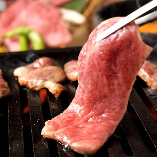 手頃な価格でカジュアルに焼肉を楽しめる きわみ宴会4 000円 税抜 コース 全9品12種 ごはん食べ放題付き 全席個室 黒毛和牛 焼肉きわみ 近鉄四日市店 近鉄四日市 焼肉 食べログ 手頃な価格でカジュアルに焼肉を楽しめる きわみ宴会4 000円 税抜 コース 全9品12種 ごはん食べ放題付き 全席個室 黒毛和牛 焼肉きわみ 近鉄四日市店 近鉄四日市 焼肉 食べログ
