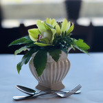 Eru Poniente - テーブルの花