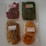 MOMOCARGO - 今回4袋で1200円でした。