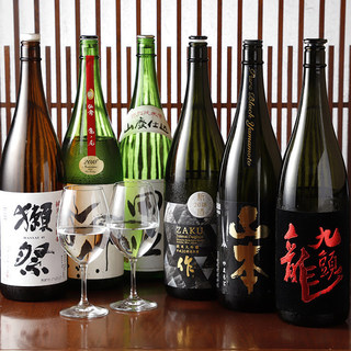 We offer a wide variety of carefully selected Japanese sake and wine.