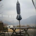 檪の丘 - 窓からの景色