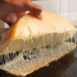 チーズと鉄板地下ビストロBooze up