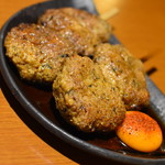 隠れダイニング伝 - 金運つくね２串（２５０円＋税）２０１９年９月