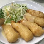 中国菜館 敦煌 - 海老マヨ。ふっくらとした衣とマヨネーズのソースがよく合います。