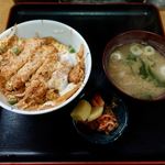 たんぽぽ - かつ丼（並）　700円