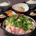 Motsunabe Shouraku - ランチ「もつ鍋定食」