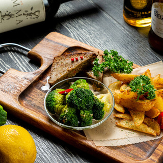 cafe garage Dogberry_1