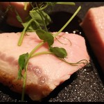 ラ・ターチ - 分厚く切られており、柔らかく、でもしっかりと
      噛み応えがあり私は、特に岩塩で頂くのが好きでした。