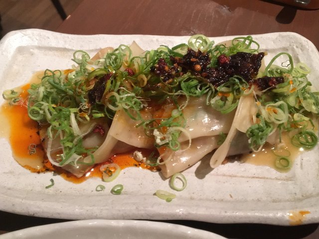 餃子酒場 餃、>