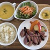 エイトテールズ - 料理写真:ランチメニュー 肉 1000円 ドリンク付き