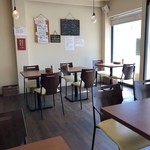エイトテールズ - 店内