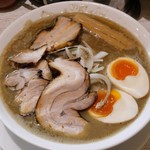 麺ガレージ 肉ヲ見ル - 肉ヲ見ル煮干そば 並