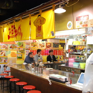 広島駅すぐで鉄板で食べれるお好み焼屋