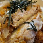 とんかつ うちの - ロースカツ丼・ご飯大盛（980円）
      