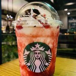 スターバックスコーヒー - ハロウィンレッドナイトフラペチーノ