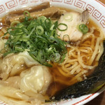 わん助 - 肉醤油ワンタン麺