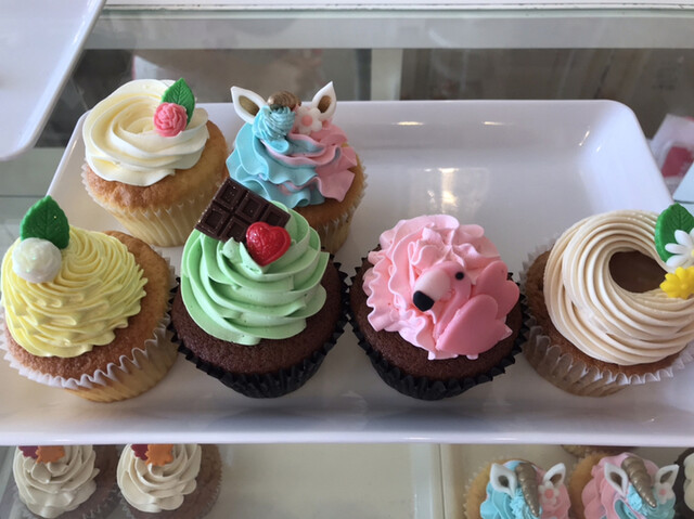 ロンドン カップケーキ 名古屋店 London Cupcakes 覚王山 ケーキ 食べログ