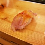 辰美寿し - 赤貝