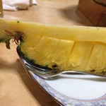 元福 - デザートのパイナップルもコレが甘さ抜群♪