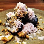 Le Trefle - Raisin,ganache au thé,rose,nage ブドウ､紅茶のガナッシュ､バラ､雪