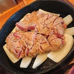 豚ステーキ専門店 かっちゃん - 