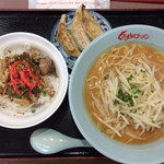 くるまやラーメン - 料理写真: