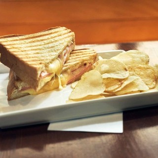 リングアワールドカフェ_2