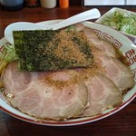 屋台ラーメン た紅 - 冷やしもまたコレ秀逸。あ、チャーシュー三枚増し+トッピングねぎしてますな。