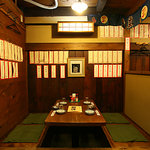 居酒屋　葉牡丹 - 老舗の雰囲気で落ち着く座敷