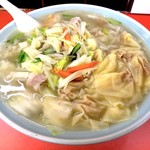 山田屋 - タンメン（740円）＋ワンタン10個（200円）