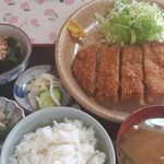 キッチン食堂　城山 - 肩ロース定食1100円