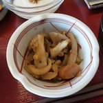 盛岡月が丘食堂 - ウィンナーと野菜のカレー炒め