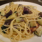 リーノ バンビーノ - なすとにんにくのペペロンチーノ