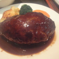 グリル満天星 麻布十番 新宿店 - ハンバーグ
