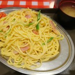 スパゲッティーのパンチョ - 白ナポ メガ 820円