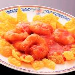 Large shrimp boiled in chili sauce