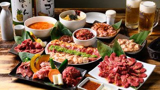 h Yakiniku Ue Wo Muite Arukou - 当店の食べ放題コースは全て飲み放題も含まれてます！
