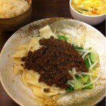 朋友雑穀食府 - ジャージャー麺定食