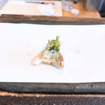 天ぷら 福たろう - エビの味噌 大葉包み