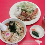 双龍 - 日替り（回鍋肉プレート＆ラーメン）　Ｓサイズ