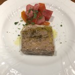 ラ・リラッサ - 国産豚肉とフォアグラのパテ。