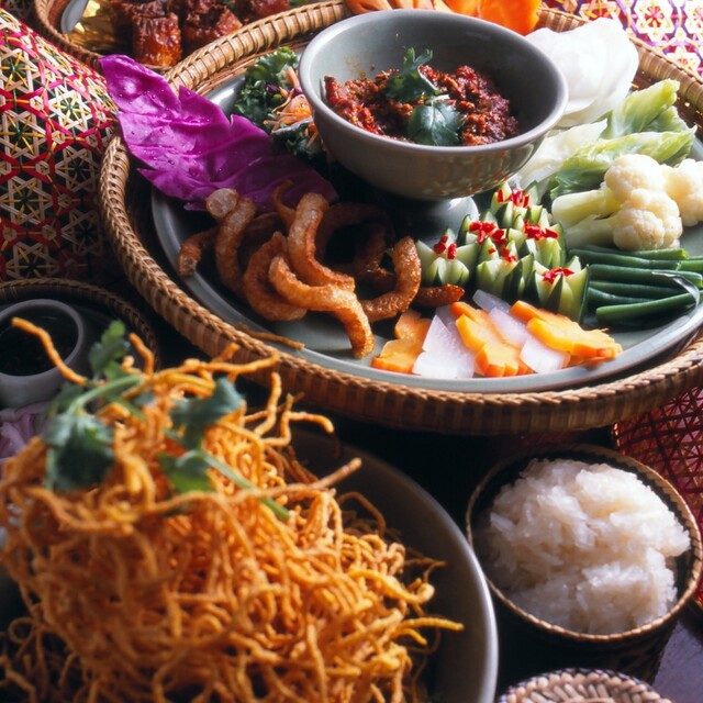 料理メニュー チェディルアン ハービスent Chedi Luang 西梅田 タイ料理 食べログ